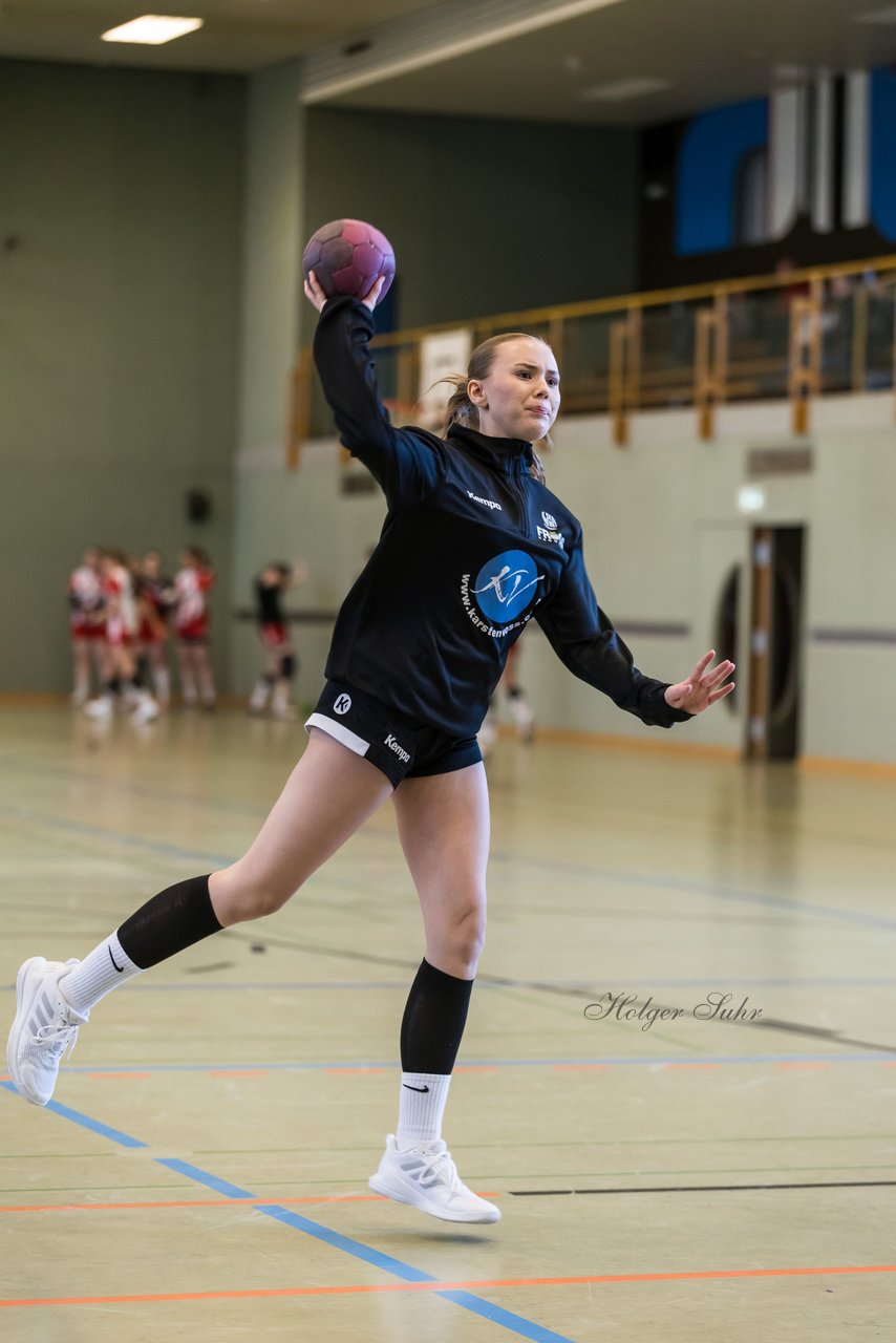 Bild 112 - wBJ SV Henstedt Ulzburg - Bramstedter TS : Ergebnis: 27:15
